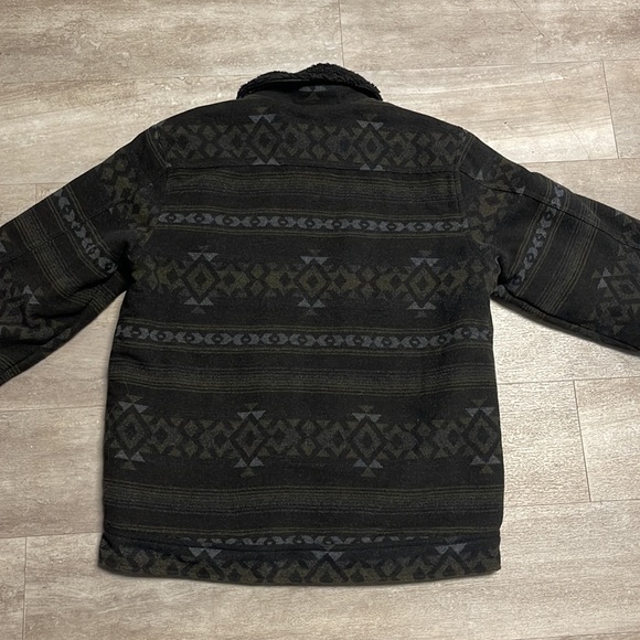 NWT Mens Billabong Large Faux Fur Jacket - Picture 2 of 4